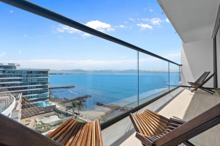 Unforgettable Holidays by the Ocean