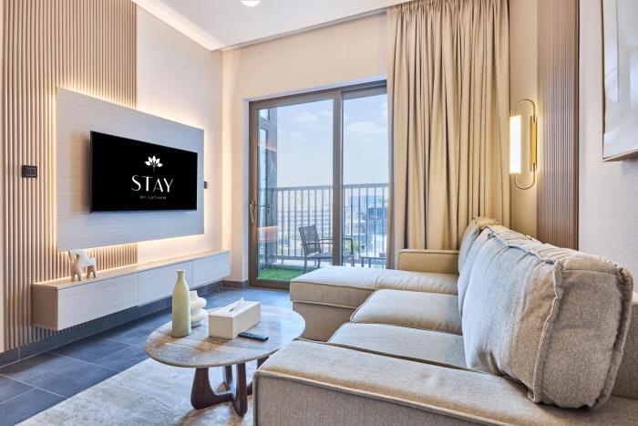 STAY BY LATINEM Luxury 1BR Holiday Home CA 0906 Near Burj Khalifa