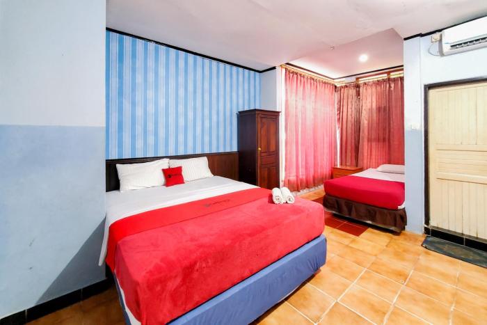 RedDoorz Syariah near Pasar Pagi Samarinda