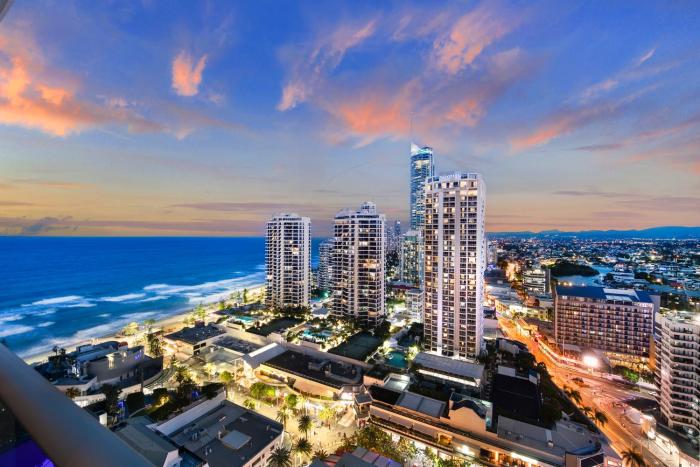 HResidences 2 Bedroom Unit - Ocean & City Views, Lvl 22!