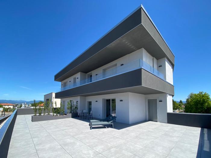 Martina Palace Apartments