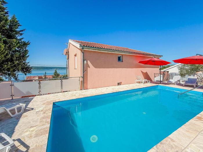 Holiday Home Maja by Interhome