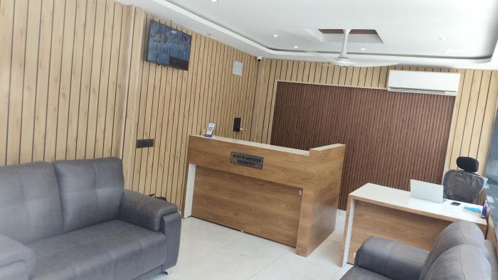 Hotel Vaishnavi Classic