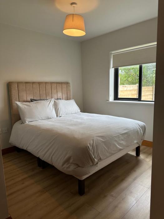 NEM Place, Modern Two-Bedroom Apartment Close to Galway City Centre