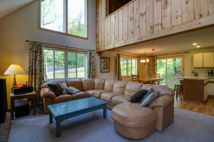 Spacious Home Adjacent to Mt Snow with Game Room!