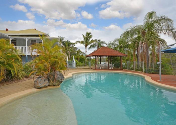 Claren Park-True Tranquility - Sleeps UP to 14