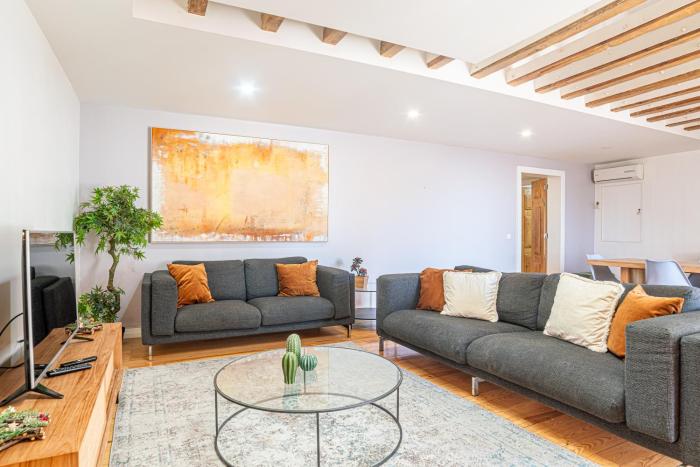 Downtown Seaview Apartment