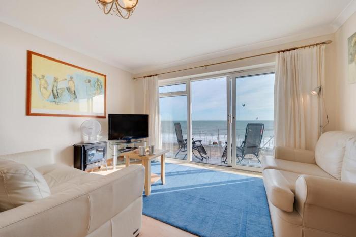 1 Bed in Saundersfoot oc-pw9243