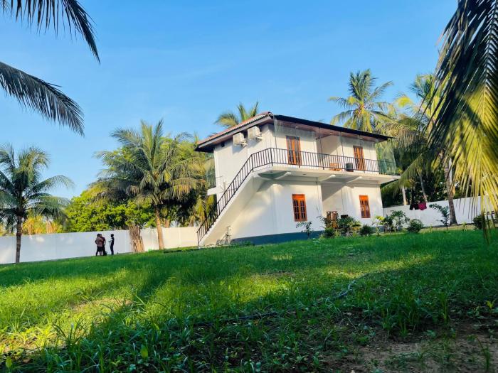 Nachchi Beach Sweet Stay