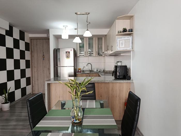 Departamento ideal para trabajo o turismo, cerca de Embajada A, Solca y Estadio O