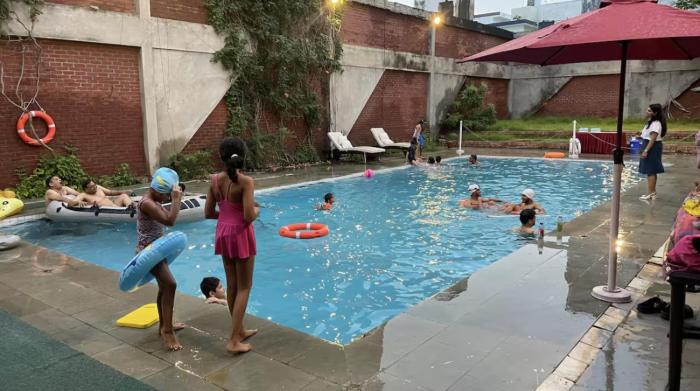 Taj Waves - Royal Pool Paradise Retreat