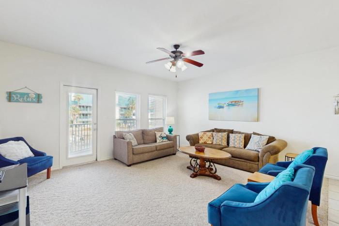 Compass Condominiums B8