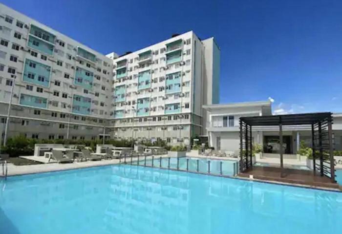 DaLei 3-103 Sleeps 8pax at Marina Spatial Condominium in Dumaguete City