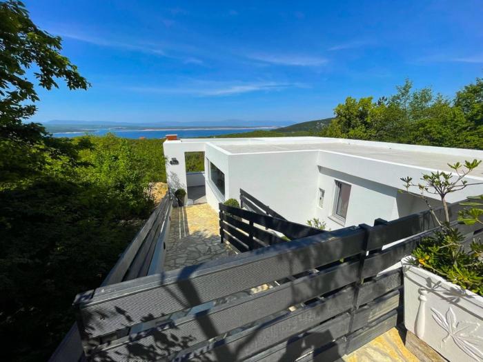 Holiday home with bubble bath , sauna and sea view