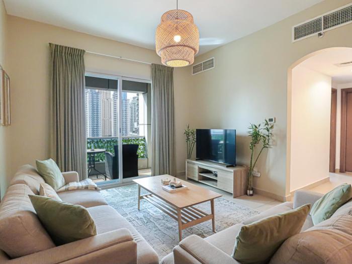 Near Metro & Tram 2bed Dubai Marina Close To Jbr!