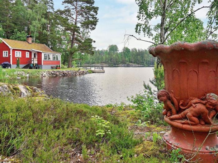 5 person holiday home in ÅKERSBERGA