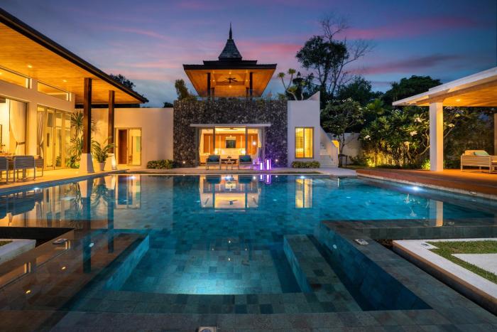 Luxury 4BR Pool Villa Botanica Bangtao Beach