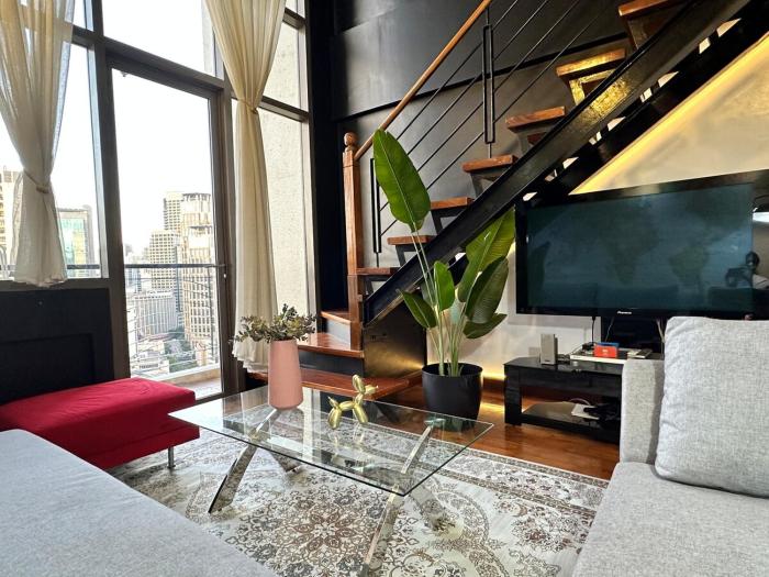 Stylish 100 SQM 3BR Loft Near Greenbelt Makati