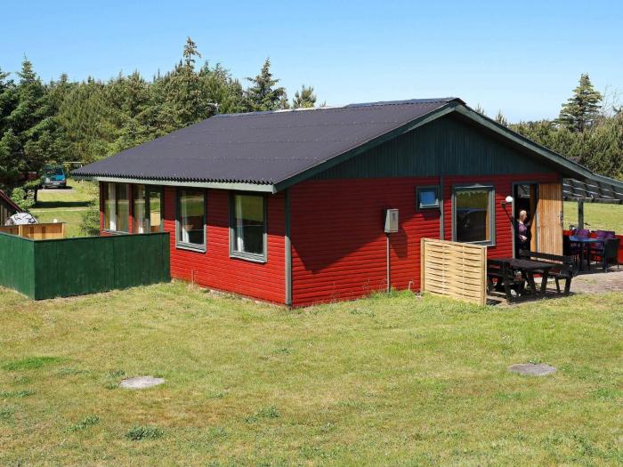 6 person holiday home in Løkken