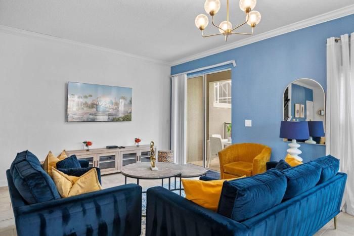 Disney Getaway Private Pool Themed Bedrooms. Book Now CG792