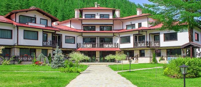 Everwood Hotel & Restaurant