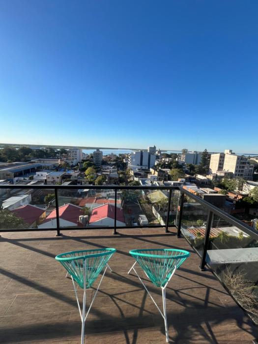 dpto con hermosa vista -zona poncho verde