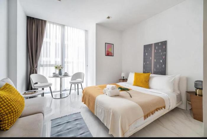 Hyde Sukhumvit 11 Bankok