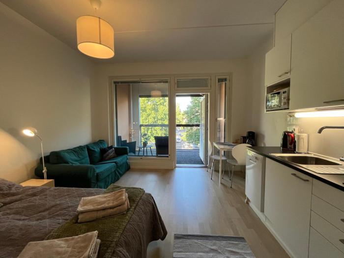 Peaceful stay near city & nature, Wifi, balcony