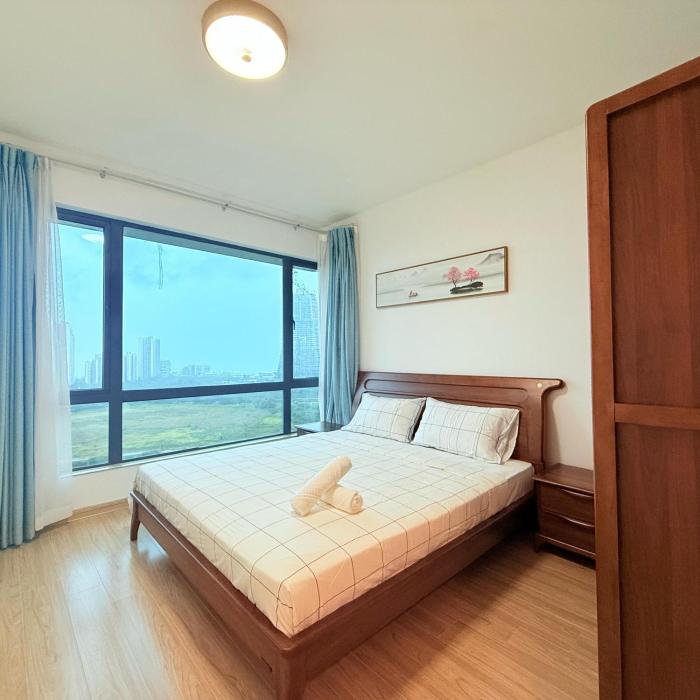 2R2B 4pax Condo Forest City 3D-2105