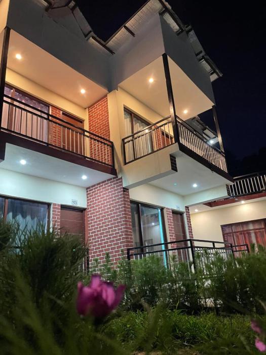 Mount Valley Martolia Resort