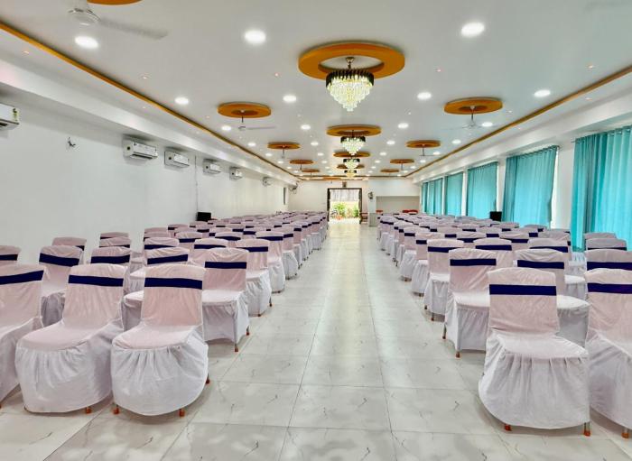 Aaditya Inn Rooms & Banquet hall