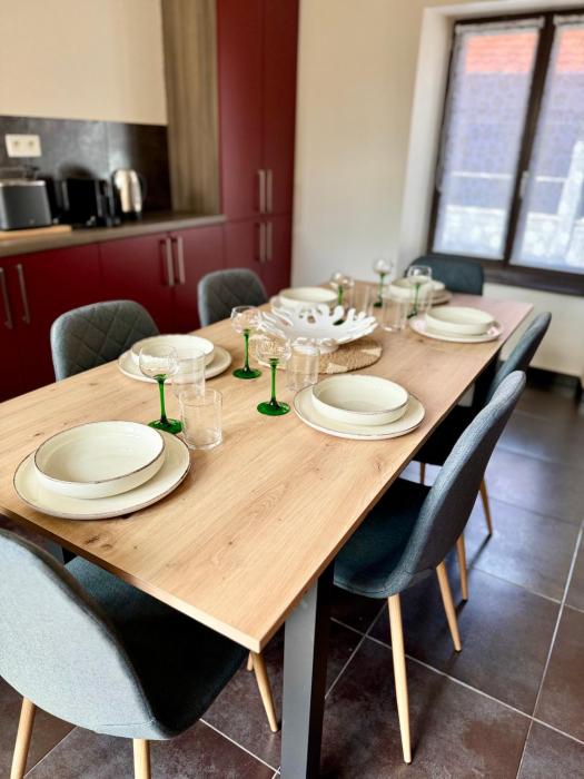 Au cœur d Obernai - plein centre - 6 voyageurs