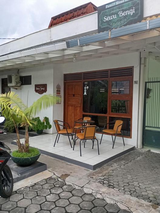 Sewu Bengi Family Room