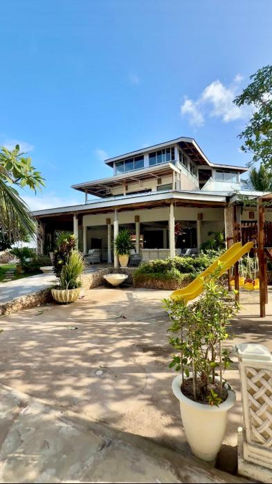 Malindi 4bedroom Beachfront