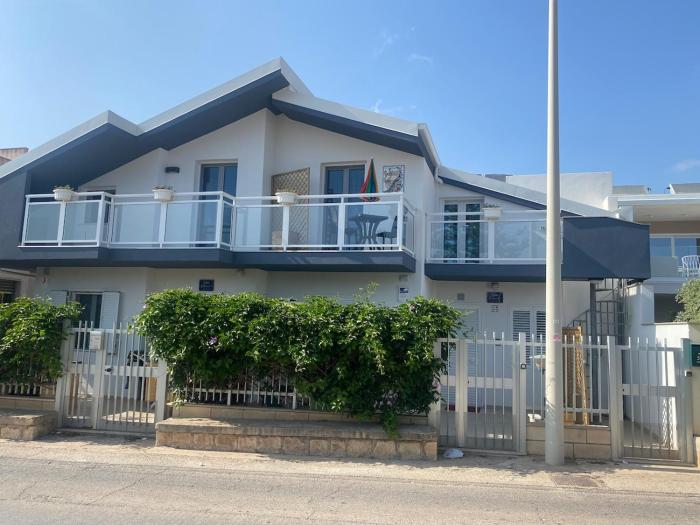 VILLA CASuZZE 1 - a few steps from the sea