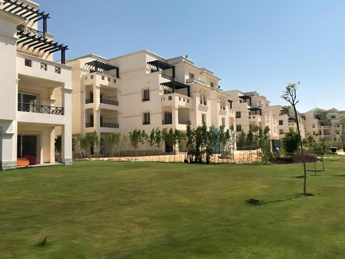 شاليه بحديقة قريه اركو لاجون العلمين الساحل الشمالي