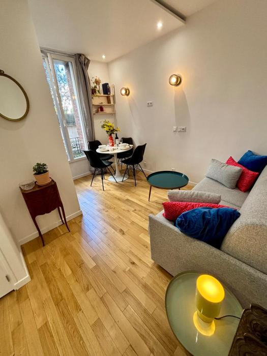 Beautiful new and comfortable studio 10min from Montmartre