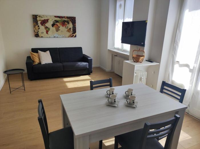 City center, between Piazza Alfieri and Piazza Palio