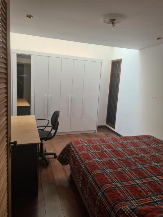 Quarto em Santo Amaro metrô Borba Gato