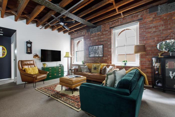 The York Industrial Warehouse Chic on the Yarra