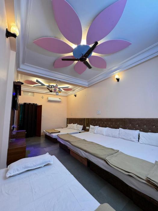 Shree Aanandam Palace