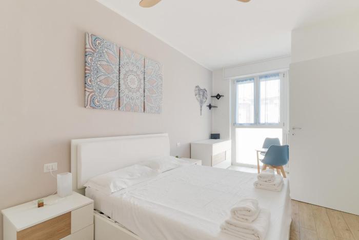 GuestHost - Naviglio Grande Bright Apartment
