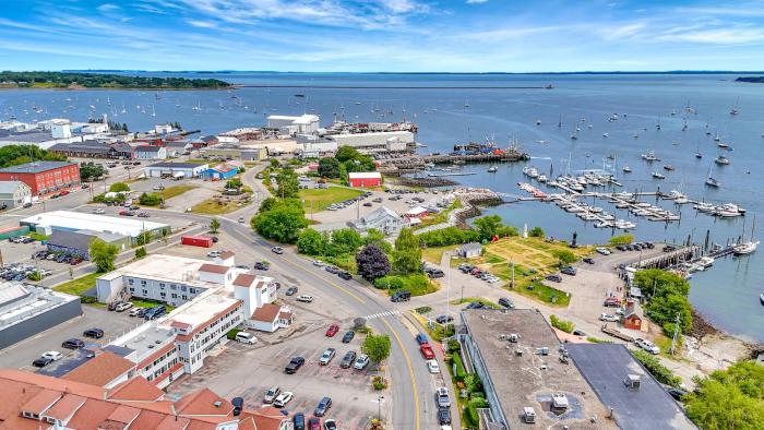 Harborline Hotel