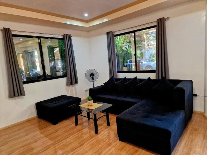 3 Bedrooms 2 storey House