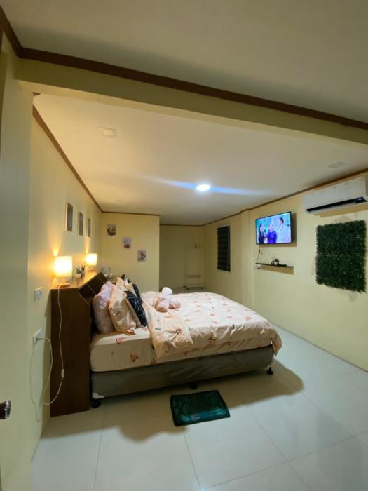 LynLyn Port View Staycation