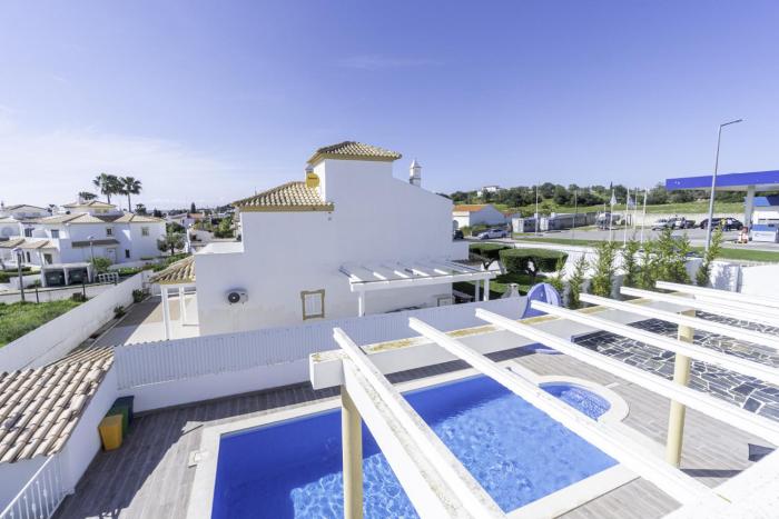 Villa Menina by Ocvillas