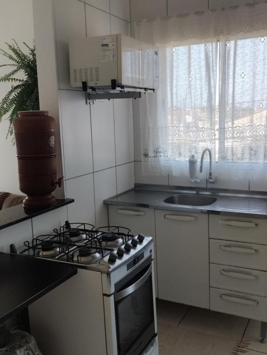 Sobreposta aconchegante na praia