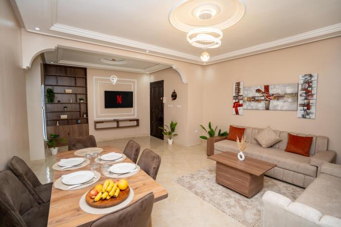 Spacieux & Charmant - Marina, Plage et Corniche - 2 Chambres, 2 Salles de bain - WIFI, AC, IPTV