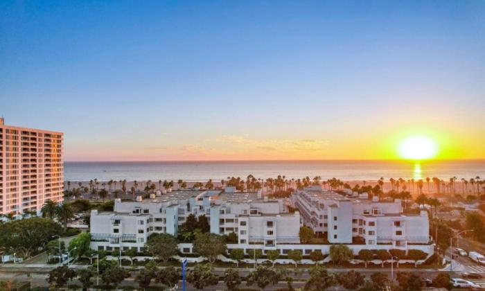 Oceanfront Artists Retreat Santa Monica Luxury