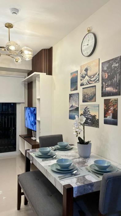 Dare Space Iloilo Anime-Balcony-Netflix-WiFi